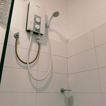 ホテル ザ ストランド スイーツ アンド ドミトル ダバオ　シティ エクステリア 写真